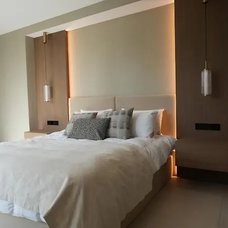 Sea-view Terrace On Banus Marina, 240m Flat Appartamento *